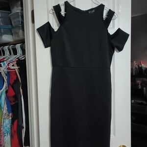 BOLD elements Black One-Shoulder Cold-Shoulder Sheath Dress